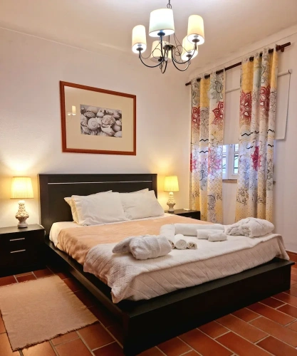 4 Bedrooms Villa