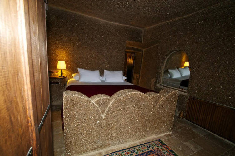 Grand Cave Suites