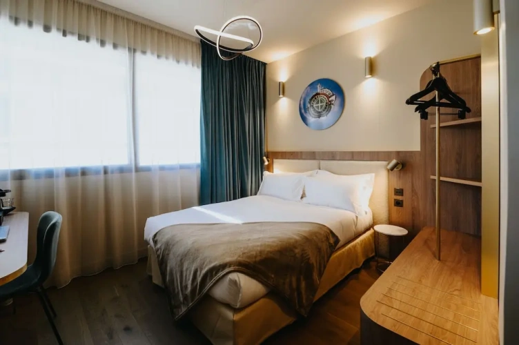 Comfort room