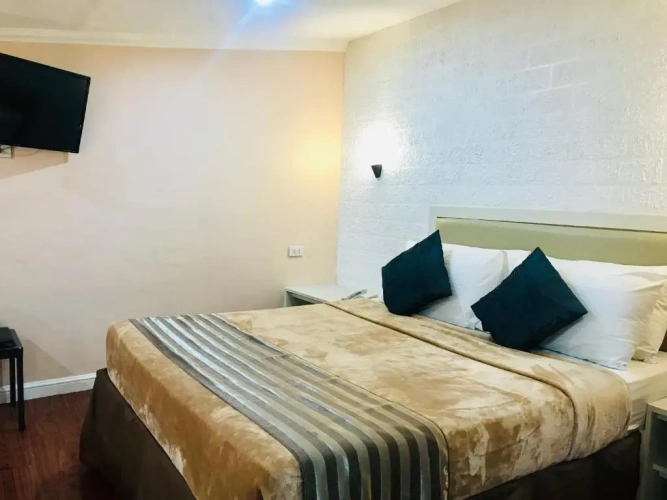 Deluxe Double Family room