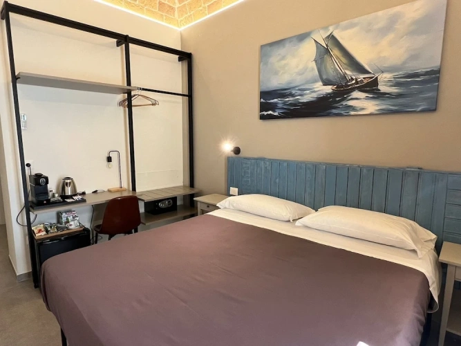 Comfort Double room with balcony and with city view