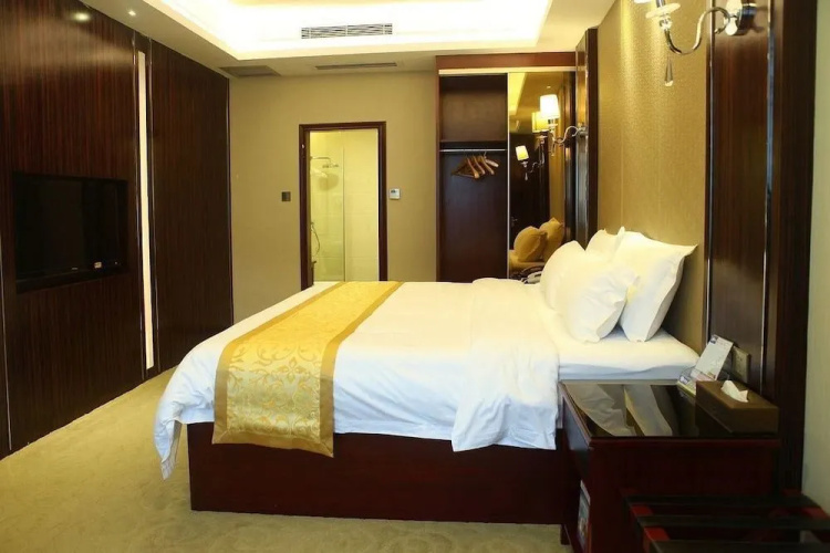 Royal Rating Hotel