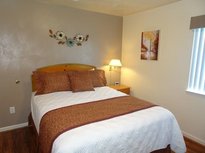 Standard Double Suite
