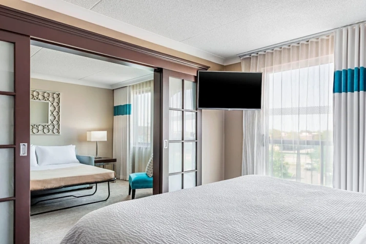 Deluxe Double Suite
