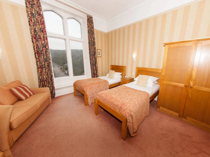 Whitsand Bay Hotel