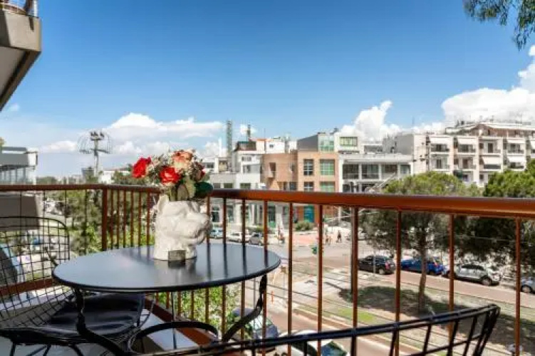 Glyfada Gallery Apartment