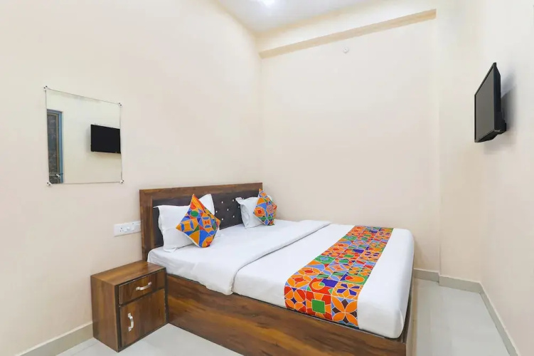 Fabhotel Rk Palace