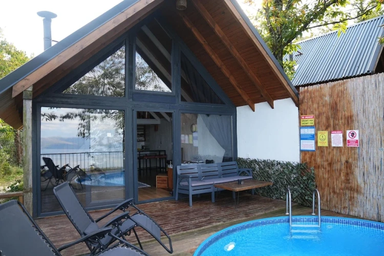 Standard Bungalow with garden view