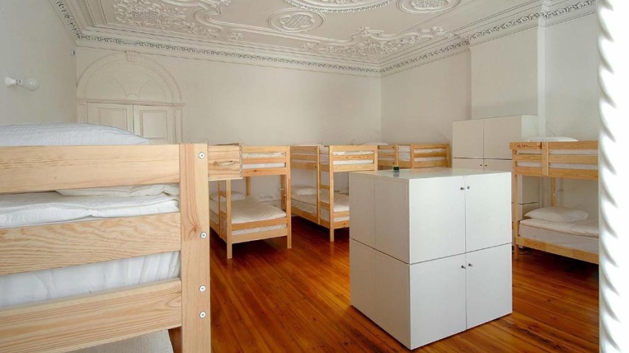 Bed in Dorm with balcony and with view