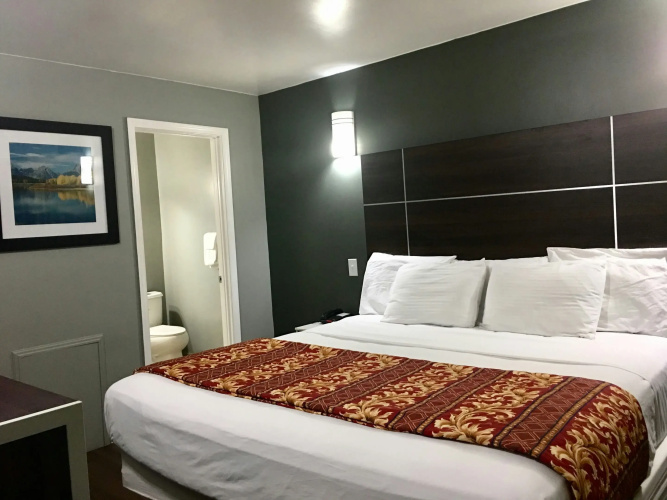 Red Carpet Inn