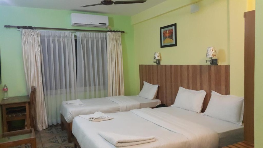 Deluxe Triple room