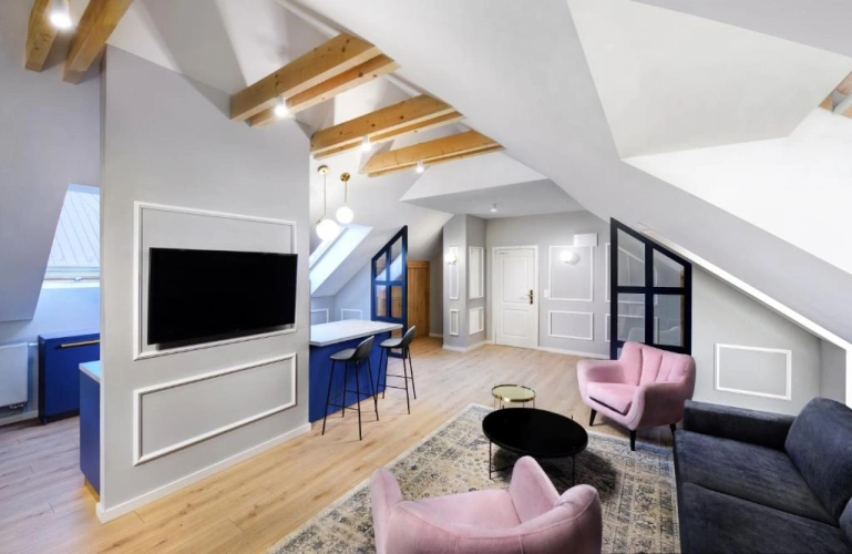 Luxury Suite