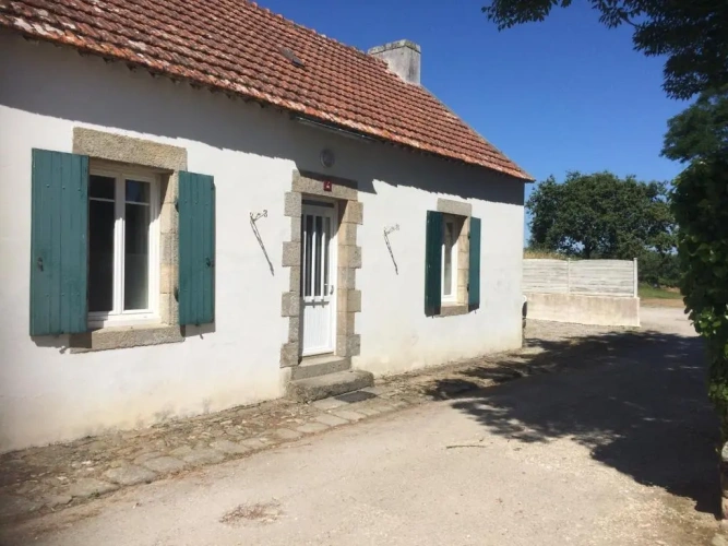 2 Bedrooms Cottage
