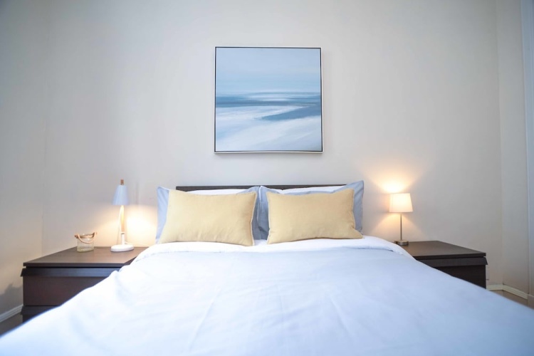 Modern Flat in Rosemount City Centre