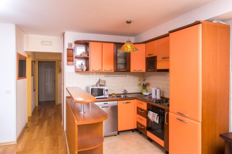 2 Bedrooms Apartment with view