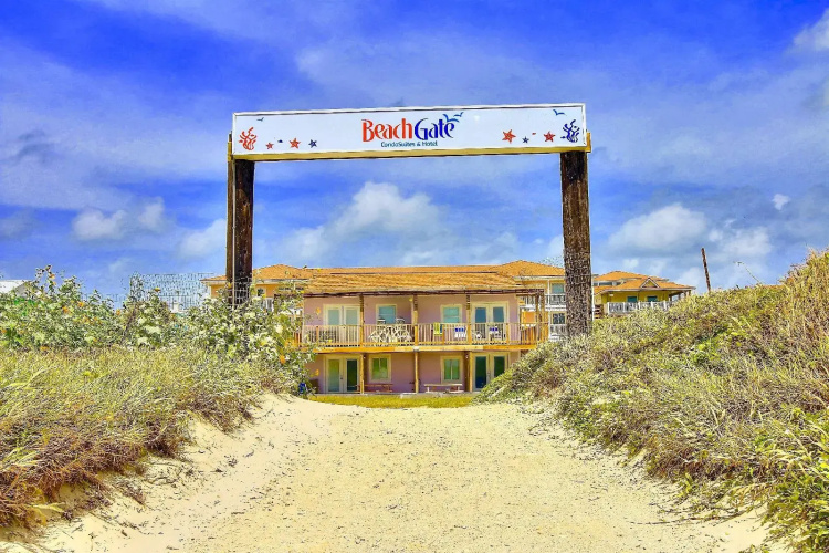 Beachgate CondoSuites and Oceanfront Resort
