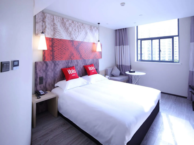 Ibis Shanghai Changshou