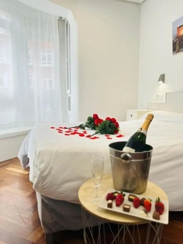 Standard Double room with city view