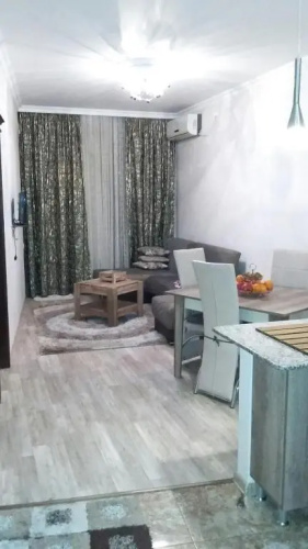 Apartment on Javakhishvili 3