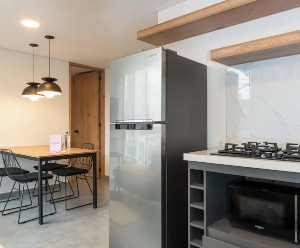 2 Bedrooms Apartment