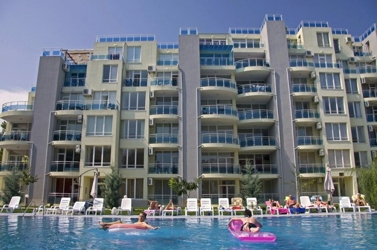Oasis Suites Apartments and Studios