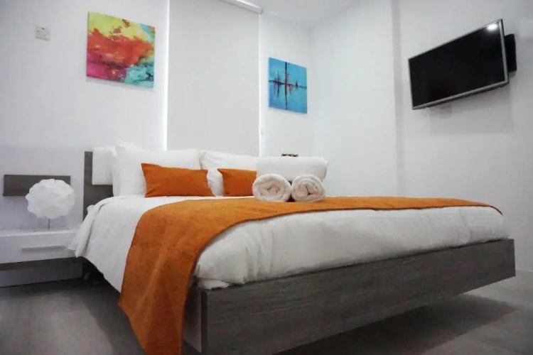 Lazuli Beachfront Apartment 21