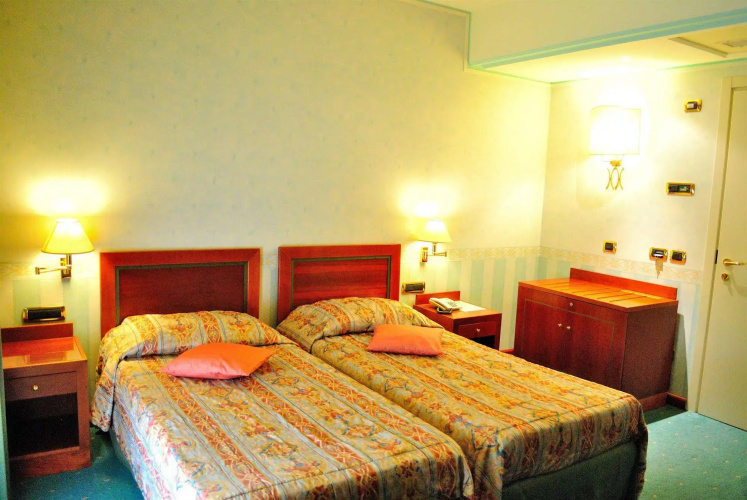 PHI Hotel Hortensis
