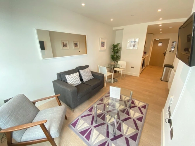 1 Bedroom Apartment with balcony