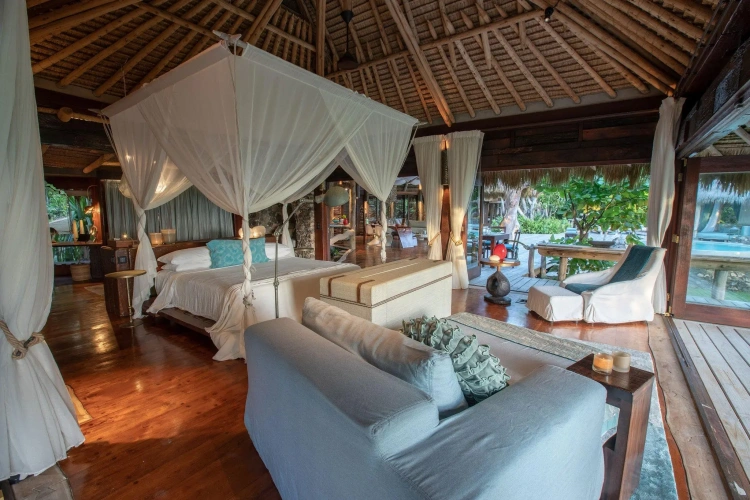 2 Bedrooms Double Villa beachfront