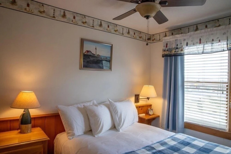Isleview Motel and Cottages