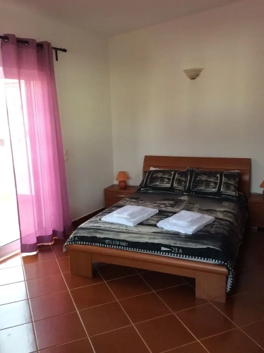 4 Bedrooms Cottage with pool view