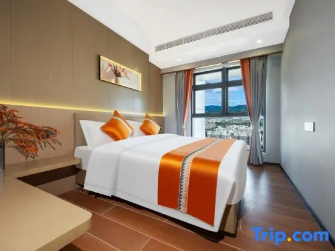 2 Bedrooms Suite with city view