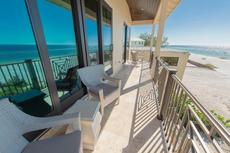 Beach Side Paradise Apartment 7