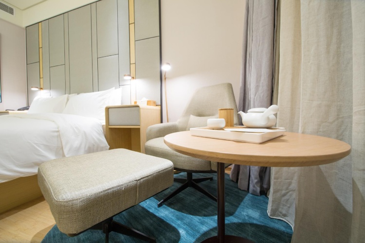 Standard Double room with view