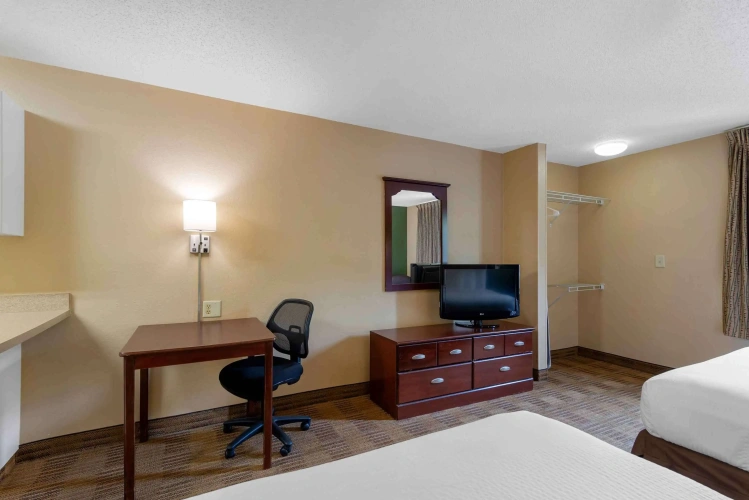 Quadruple Suite