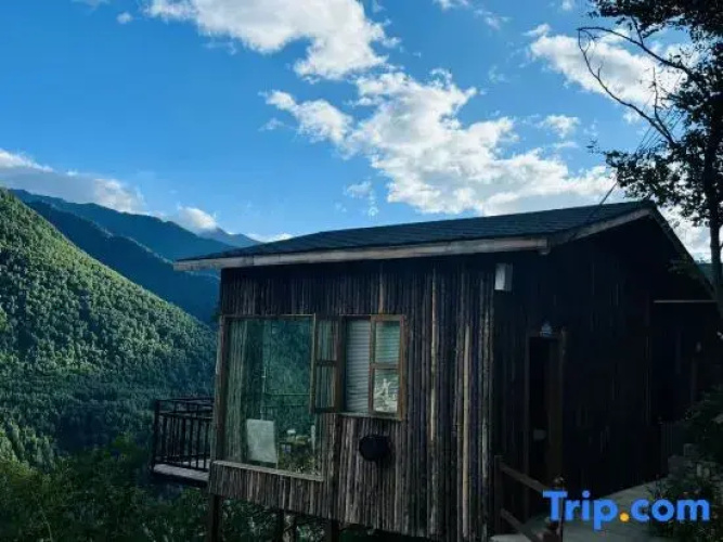 Siguniangshan Xiaozhuang Homestay