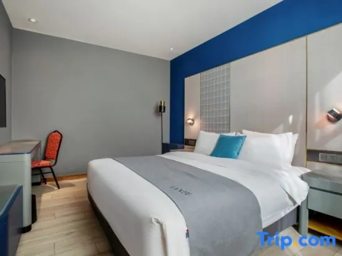 Standard Triple Family Suite
