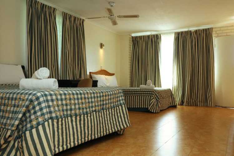 Queenslander Motel