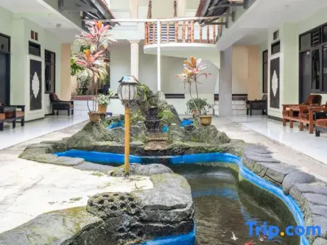 Rehat At Abadi Hotel Tasikmalaya - Tasikmalaya