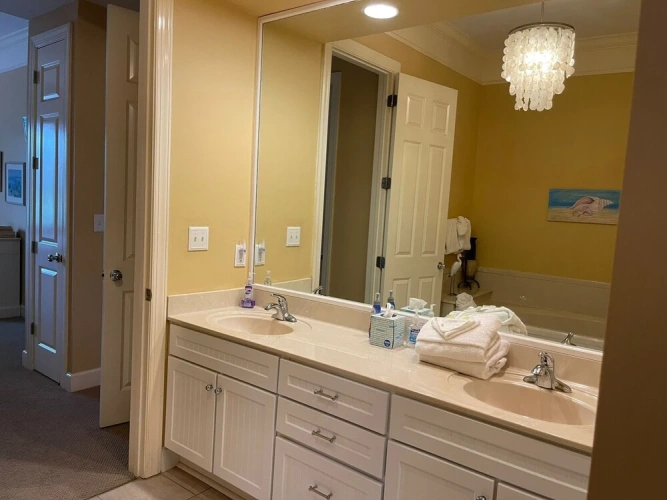 2 Bedrooms Comfort room with balcony and with golf view