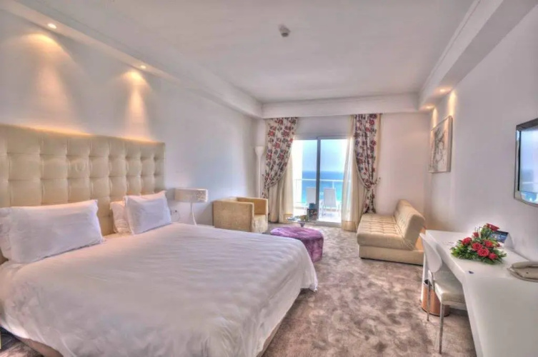 Oneiro Apartments