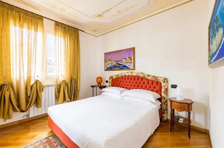 Suite in Centro Storico a Loano con GARAGE
