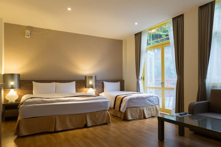 Lishan Guest House