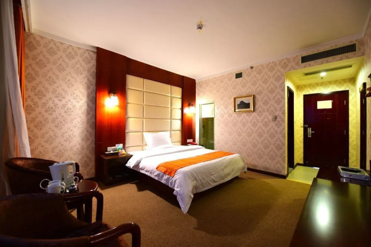 Le Cheng Hotel