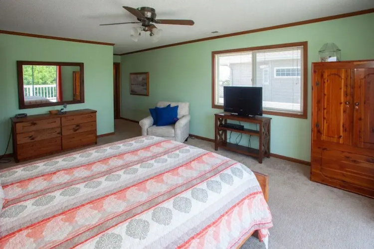 Free Winds - 4 Br Condo