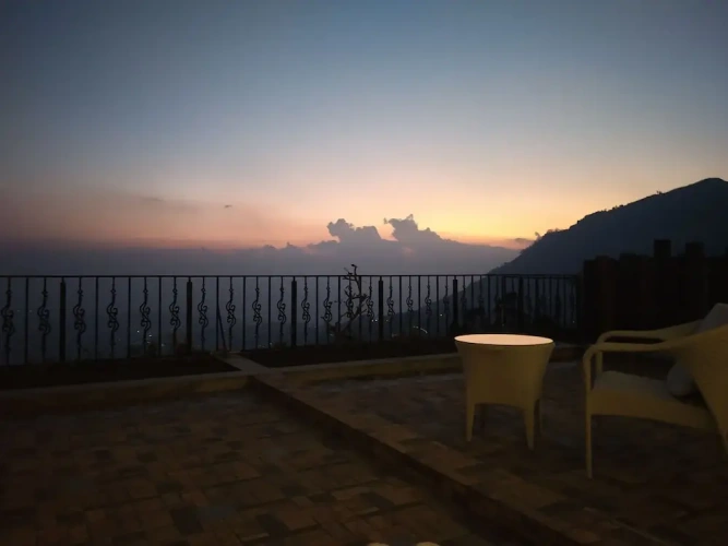 Royal Suite with mountain view
