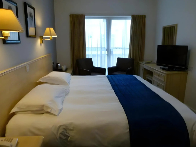 Beachcombers Hotel