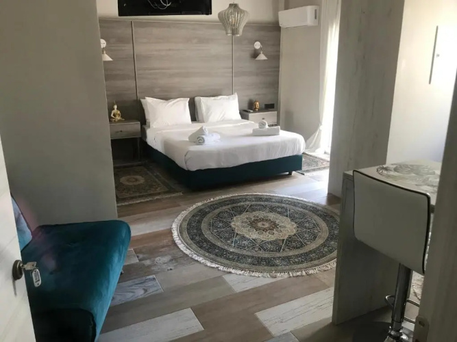 Ares Suites