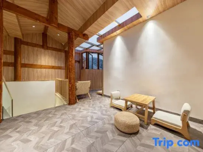 Qingcheng Mountain Tingchan Homestay