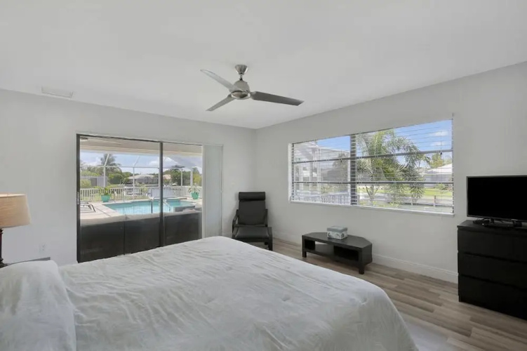 Spinnaker Dr Home